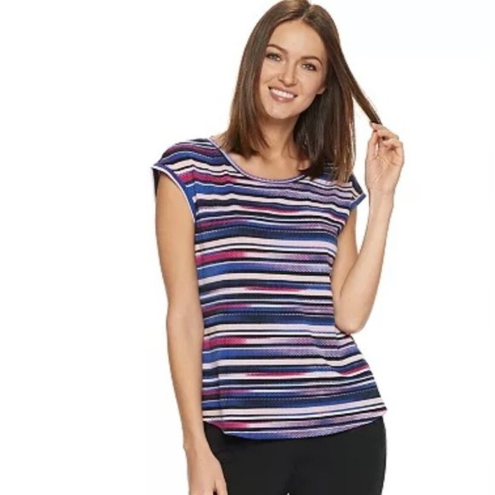 Elle striped and dotted cap sleeve top size small